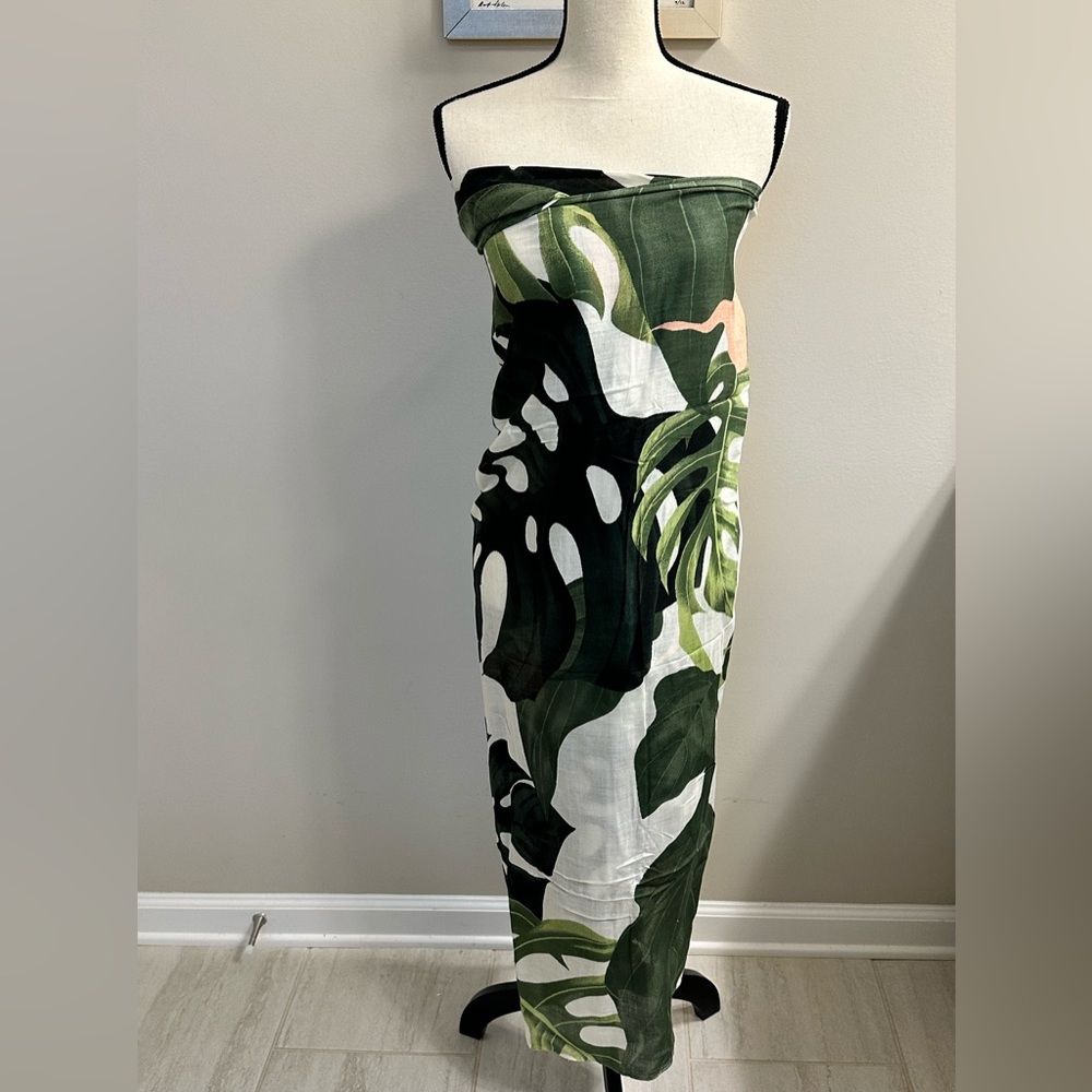 Virginia Wolf Wrap/Sarong Like New - Picture 5 of 8